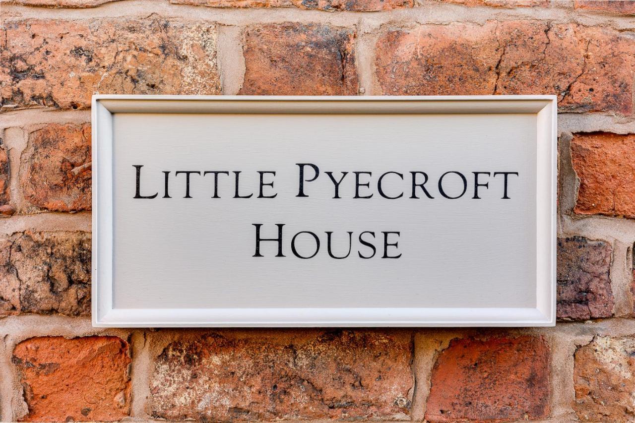 *New* Little Pyecroft House, Честер Екстер'єр фото